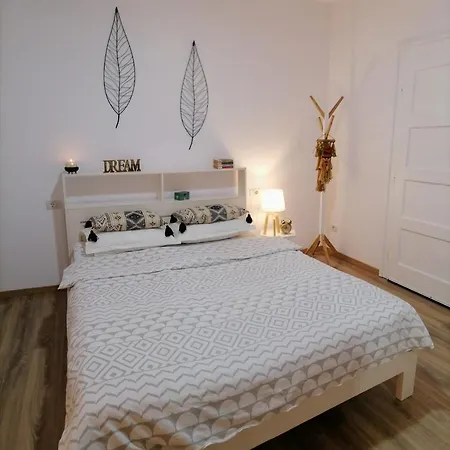 Δωμάτια σε οικογενειακή κατοικία Casa Bologna *