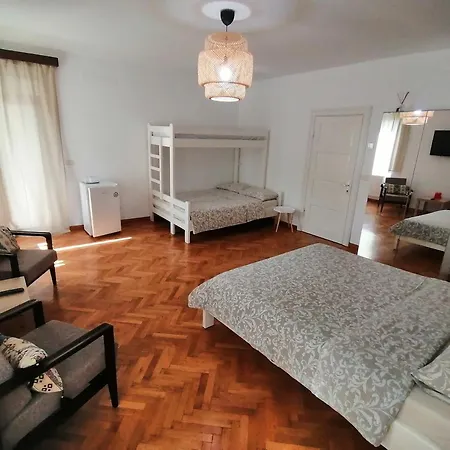 Gazde/Camere de închiriat Casa Bologna