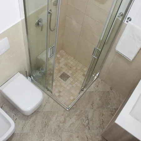 Gazde/Camere de închiriat Casa Bologna *