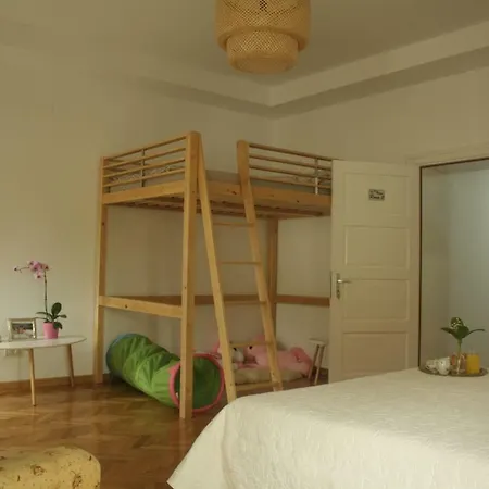 Δωμάτια σε οικογενειακή κατοικία Casa Bologna *