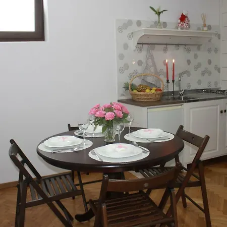 Δωμάτια σε οικογενειακή κατοικία Casa Bologna